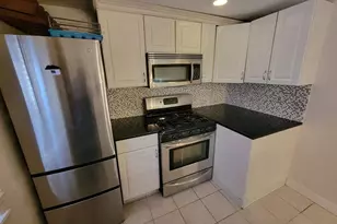 1828 Green St, Philadelphia, PA 19130 - Photo 10