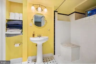 526 Arthur Street, Philadelphia, PA 19111 - Photo 16