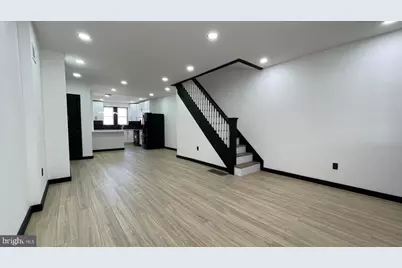 827 W Fisher Avenue, Philadelphia, PA 19141 - Photo 10