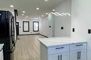 827 W Fisher Ave, Philadelphia, PA 19141 - Photo 16