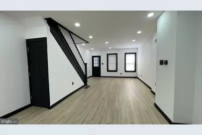 827 W Fisher Avenue, Philadelphia, PA 19141 - Photo 22