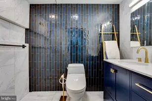 2401 Pennsylvania Ave, Philadelphia, PA 19130 - Photo 18