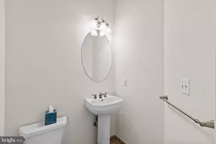 508 Governors Ct, Philadelphia, PA 19146 - Photo 16