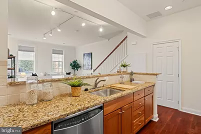 108 Captains Way, Philadelphia, PA 19146 - Photo 14