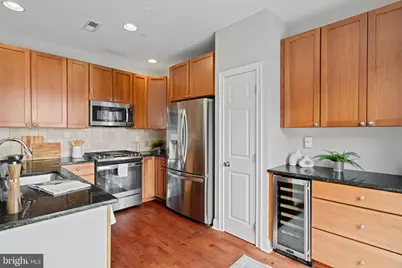 305 Captains Way, Philadelphia, PA 19146 - Photo 18