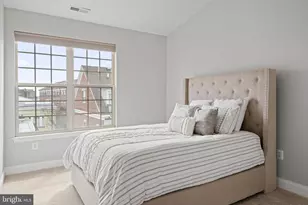 305 Captains Way, Philadelphia, PA 19146 - Photo 38