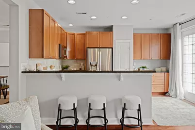 305 Captains Way, Philadelphia, PA 19146 - Photo 16