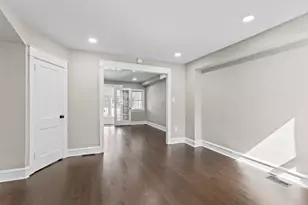 5921 Elsinore St, Philadelphia, PA 19120 - Photo 6