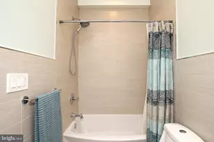 908 N 16th St, Philadelphia, PA 19130 - Photo 52