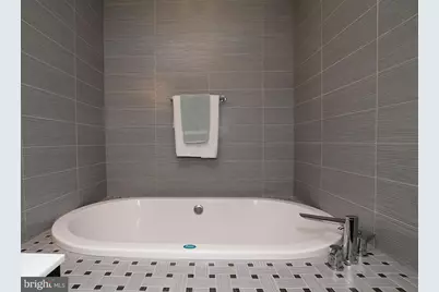 908 N 16th Street #2, Philadelphia, PA 19130 - Photo 62
