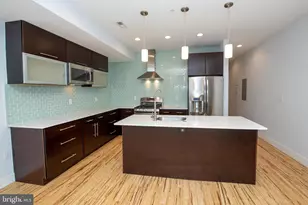 908 N 16th St, Philadelphia, PA 19130 - Photo 14