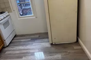 6729 Elmwood Ave, Philadelphia, PA 19142 - Photo 12