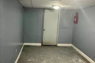 6729 Elmwood Ave, Philadelphia, PA 19142 - Photo 22