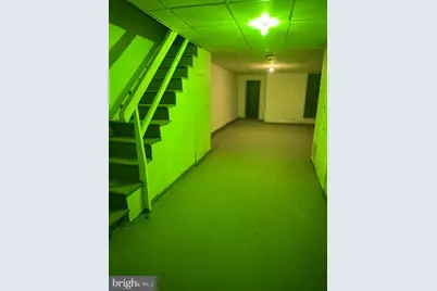 6729 Elmwood Avenue, Philadelphia, PA 19142 - Photo 18