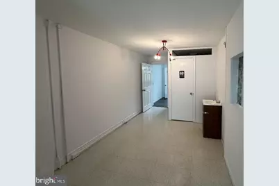 37 W Maplewood Mall, Philadelphia, PA 19144 - Photo 8