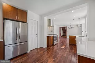 636 N 40th St, Philadelphia, PA 19104 - Photo 16