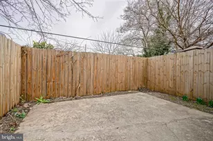 1245 S 49th St, Philadelphia, PA 19143 - Photo 12