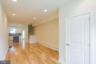 806 N Burns St, Philadelphia, PA 19130 - Photo 4