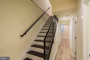 806 N Burns St, Philadelphia, PA 19130 - Photo 10