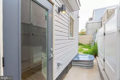 806 N Burns Street #1, Philadelphia, PA 19130 - Photo 18