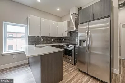 1072 N Front Street #A, Philadelphia, PA 19123 - Photo 2