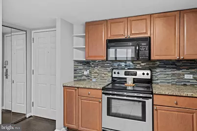 2001 Hamilton Street #2001, Philadelphia, PA 19130 - Photo 16