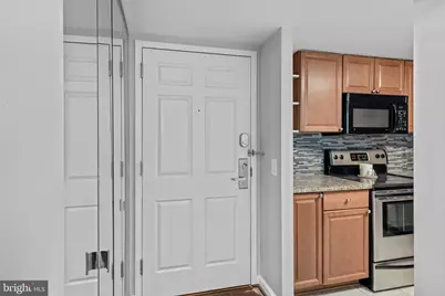 2001 Hamilton Street #2001, Philadelphia, PA 19130 - Photo 14