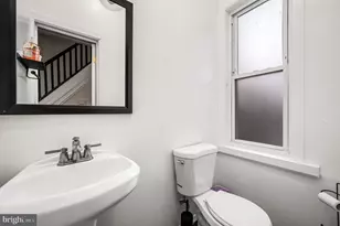 1627 W Thompson St, Philadelphia, PA 19121 - Photo 10