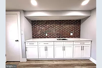 526 Wartman Street, Philadelphia, PA 19128 - Photo 32