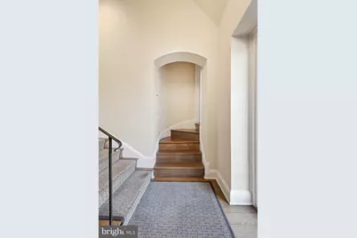 99 E Bells Mill Road, Philadelphia, PA 19118 - Photo 34