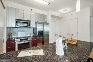 2101 Market St, Philadelphia, PA 19103 - Photo 22