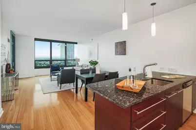 2101 Market Street #2405, Philadelphia, PA 19103 - Photo 18