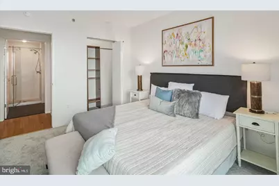 2101 Market Street #2405, Philadelphia, PA 19103 - Photo 26