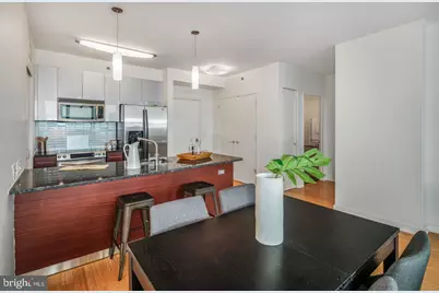 2101 Market Street #2405, Philadelphia, PA 19103 - Photo 16