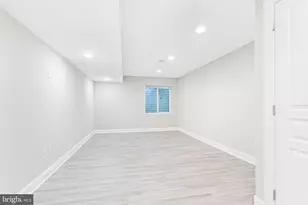 1752 N 27th St, Philadelphia, PA 19121 - Photo 32