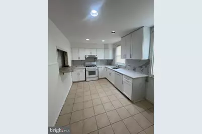 8102 Revere Street, Philadelphia, PA 19152 - Photo 2