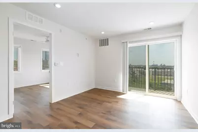 2501 Washington Avenue #2B-202, Philadelphia, PA 19146 - Photo 4