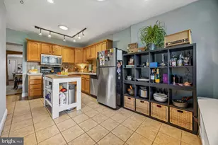 166 Grape St, Philadelphia, PA 19127 - Photo 6