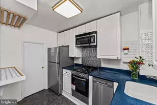 325 W Salaignac St, Philadelphia, PA 19128 - Photo 12