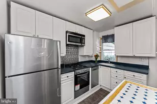 325 W Salaignac St, Philadelphia, PA 19128 - Photo 10