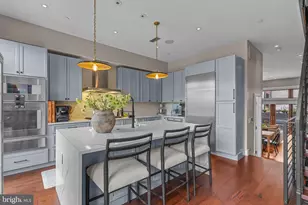 308 N 2nd St, Philadelphia, PA 19106 - Photo 32