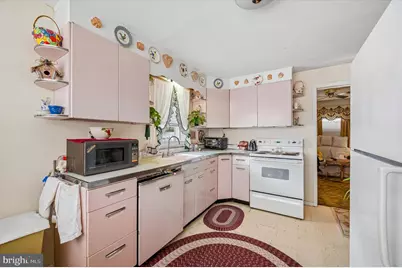 584 Paoli Avenue, Philadelphia, PA 19128 - Photo 6