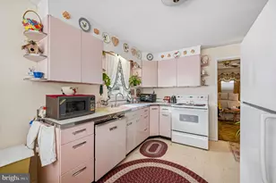 584 Paoli Ave, Philadelphia, PA 19128 - Photo 6