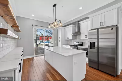 1508 S Lecount Street, Philadelphia, PA 19146 - Photo 2