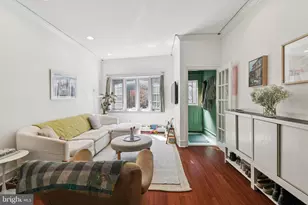 733 Montrose St, Philadelphia, PA 19147 - Photo 2