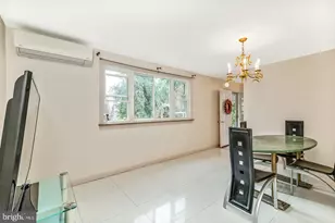 11247 Jeanes Pl, Philadelphia, PA 19116 - Photo 12