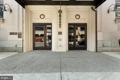 1324 Locust Street #1129, Philadelphia, PA 19107 - Photo 32