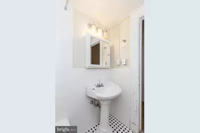 1324 Locust Street #1129, Philadelphia, PA 19107 - Photo 10