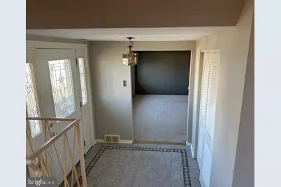 817 Rennard Circle, Philadelphia, PA 19116 - Photo 2