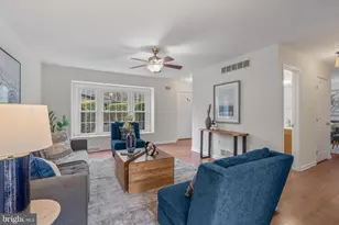 909 Ronnie Cir, Philadelphia, PA 19128 - Photo 4